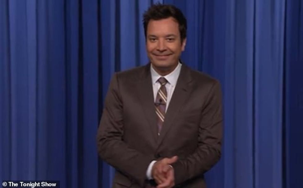 Në një fragment të ngarkuar në X, Fallon iu drejtua audiencës së drejtpërdrejtë dhe shikuesve duke thënë,