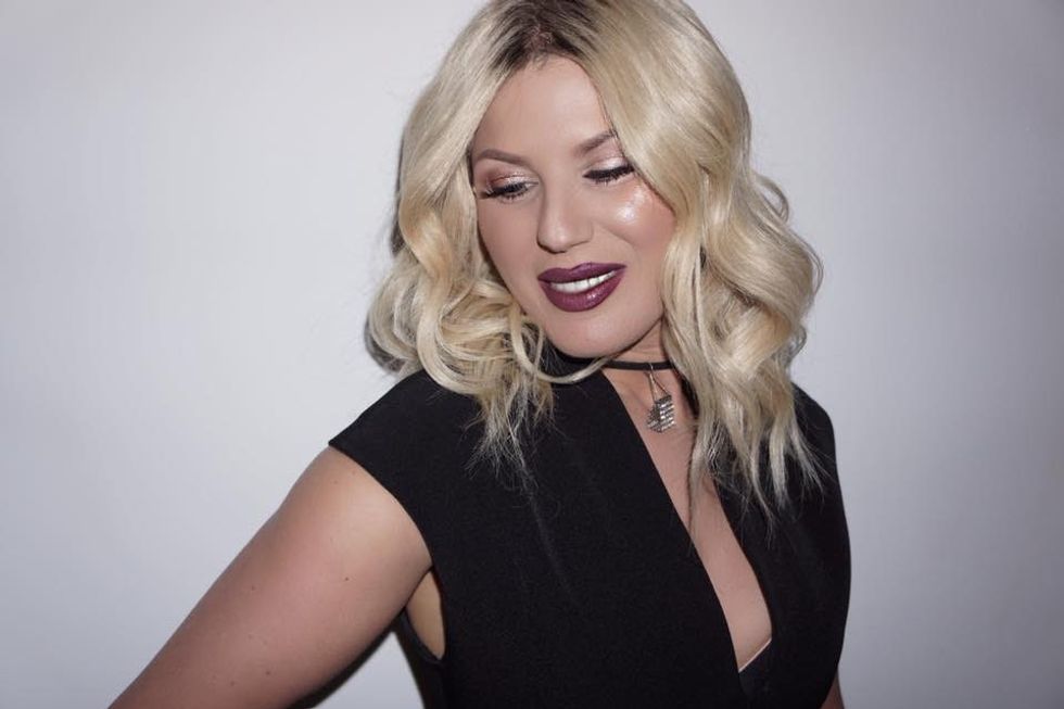 Në një intervistë, Lori ka treguar se është e dashuruar.