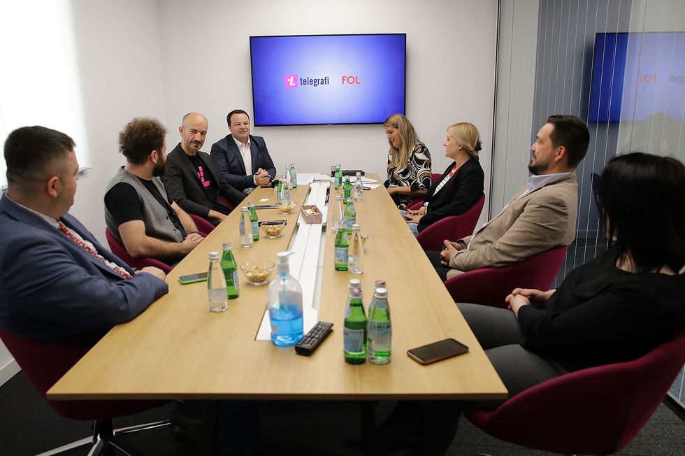 nenshkrimi i marreveshjes Telegrafi Fol foto Ridvan Slivova 1