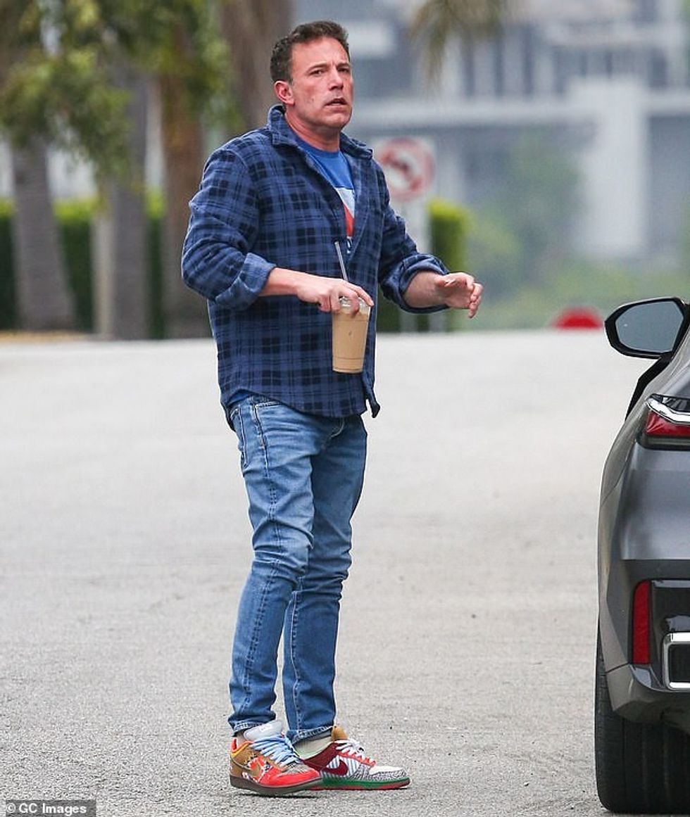 “Nëse njerëzit do të mund të shihnin se çfarë ajo ka kaluar me të vërtetë, do të ishte më e lehtë për të”, tha burimi.