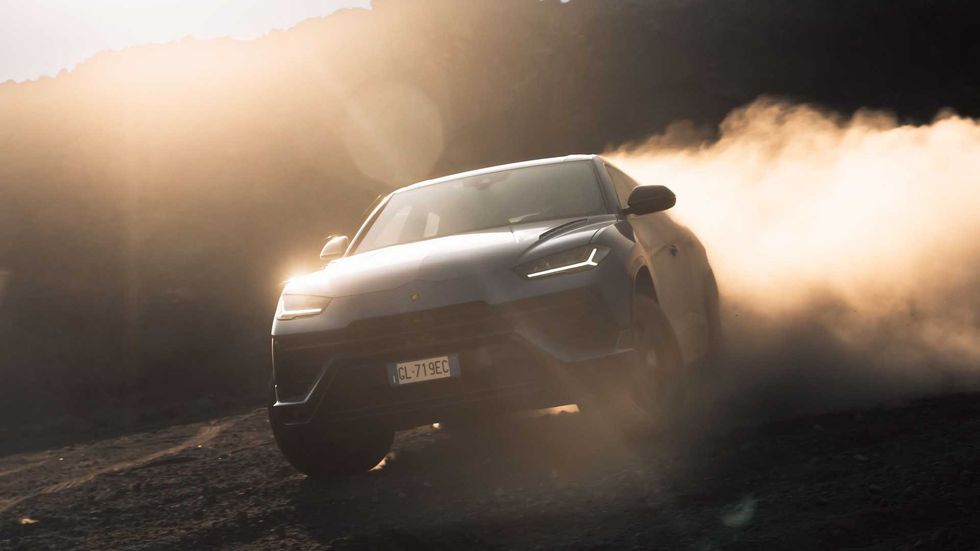 new lamborghini urus s in italy 1