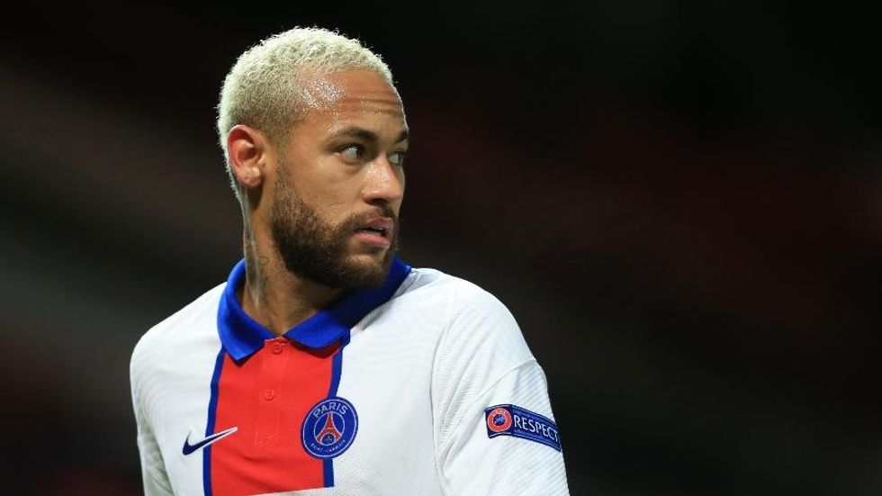 neymar em acao durante partida entre manchester united e psg pela liga dos campeoes 2020 21 1607377446286 v2