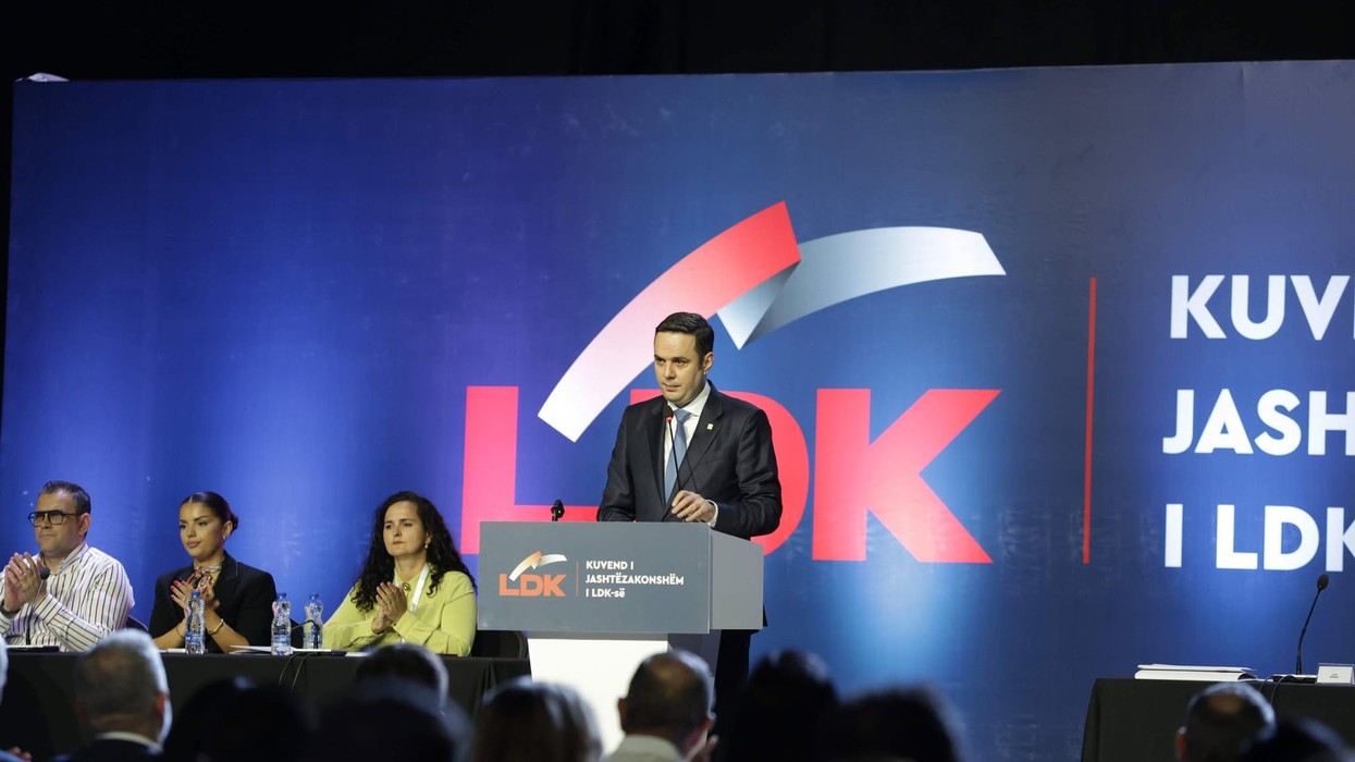 Abdixhiku i mbijeton nismës për shkarkim, rikonfirmohet kryetar i LDK-së