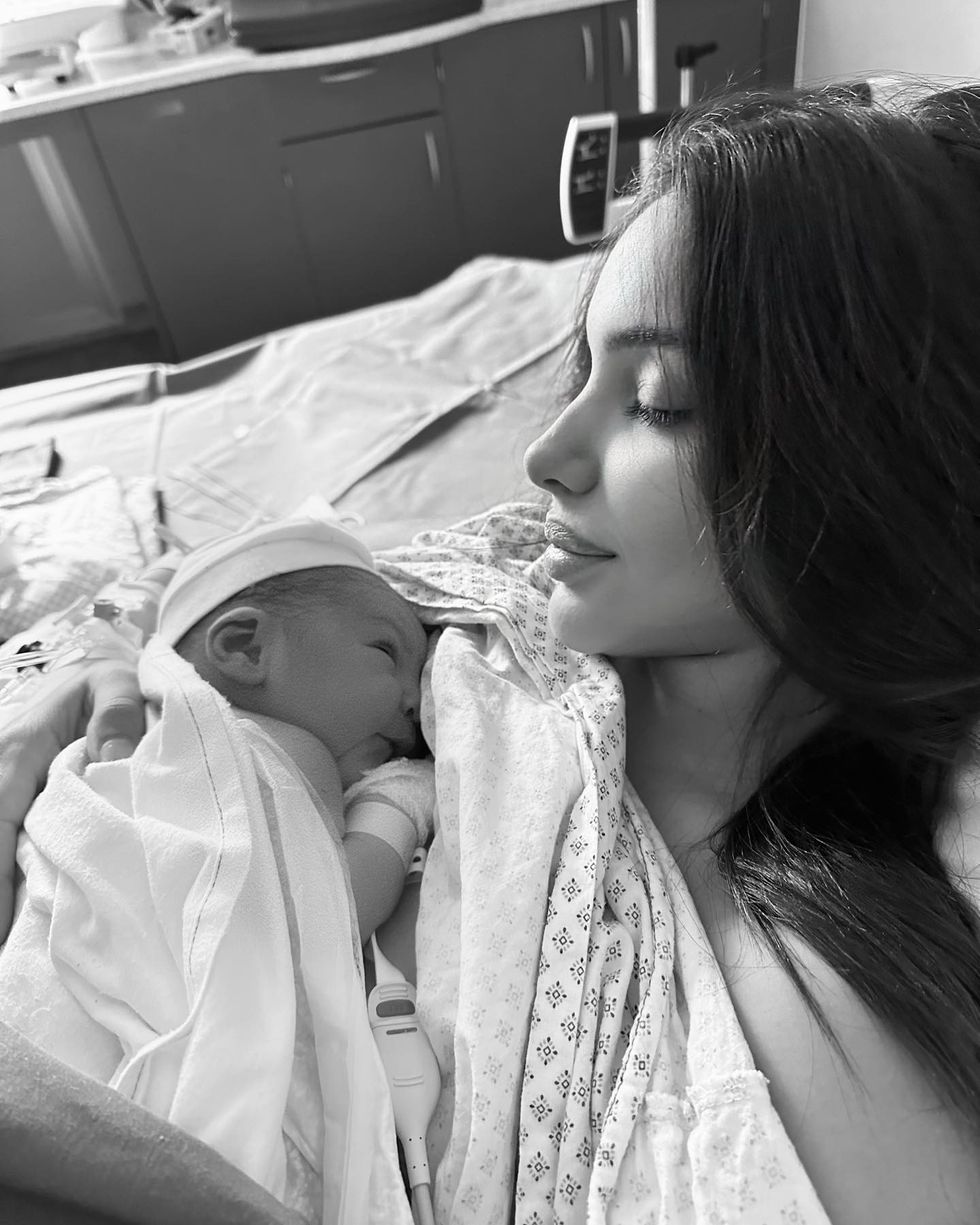 NINTCHDBPICT000803402530