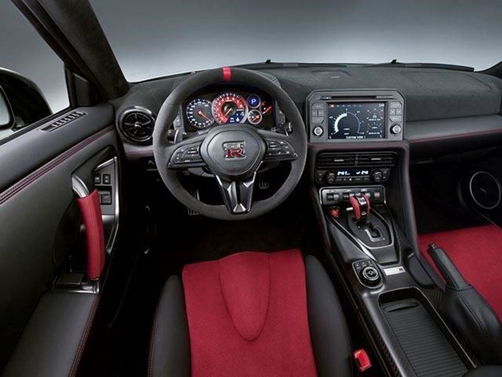 Nissan GT R eshte per 25 mije euro me i shtrenjte se modeli i vitit te kaluar foto 7