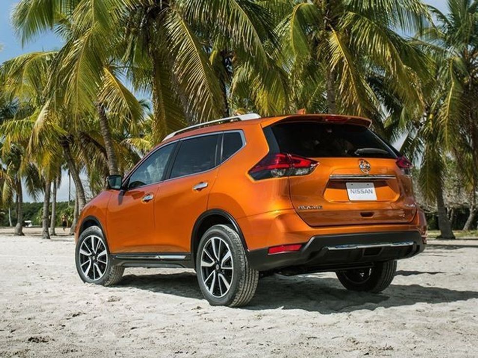 Nissan sjellë dy modele Rogue me çmime të arsyeshme foto 2