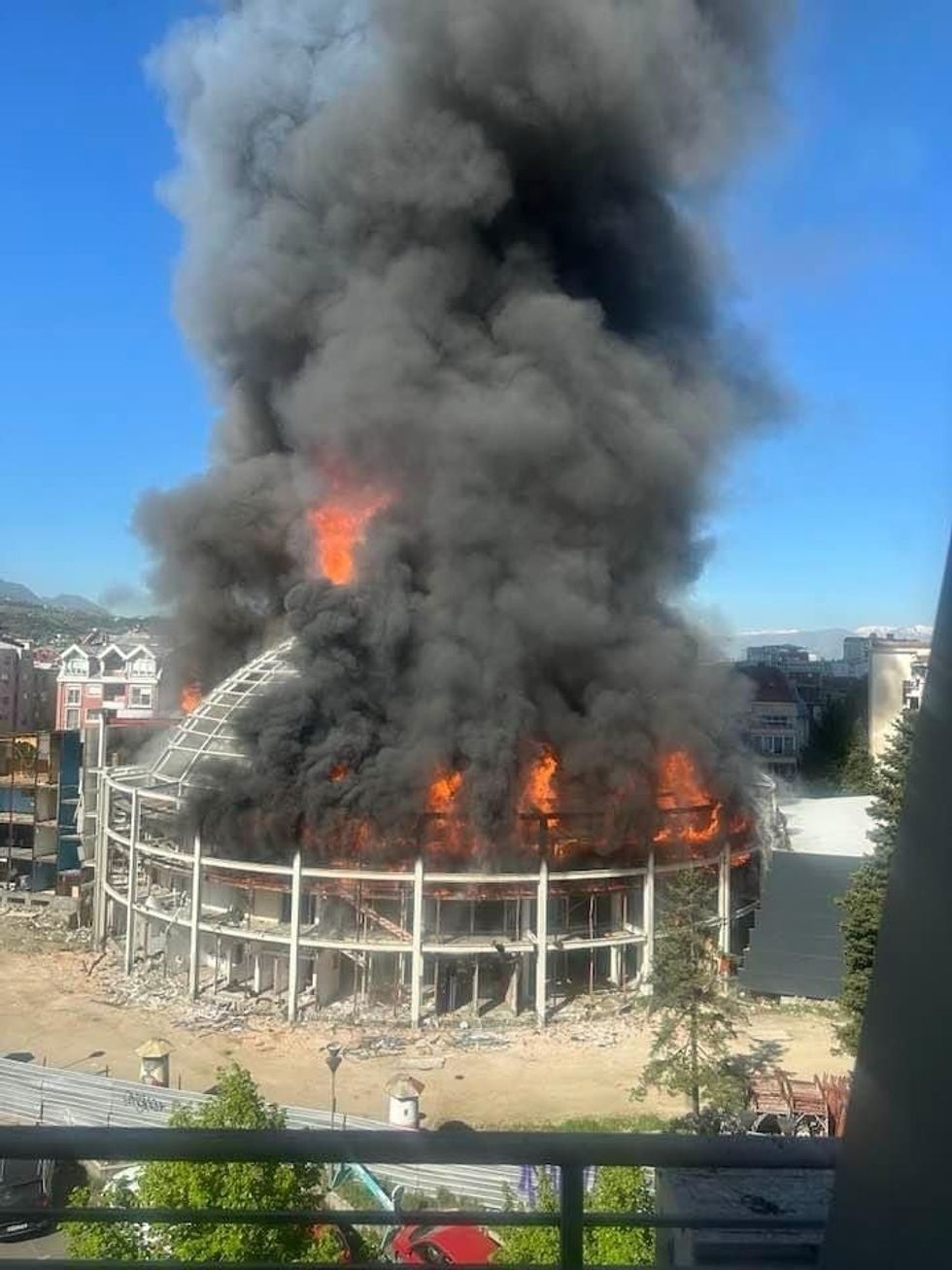 ниверзална 1