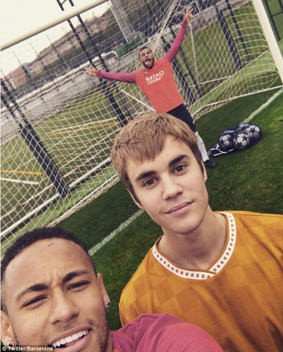 Një pozë e Bieber me Neymar