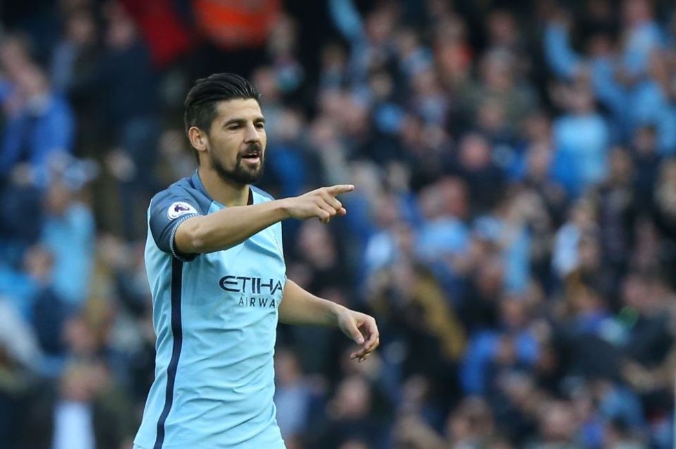 Nolito fiton 100 mijë funte në javë.