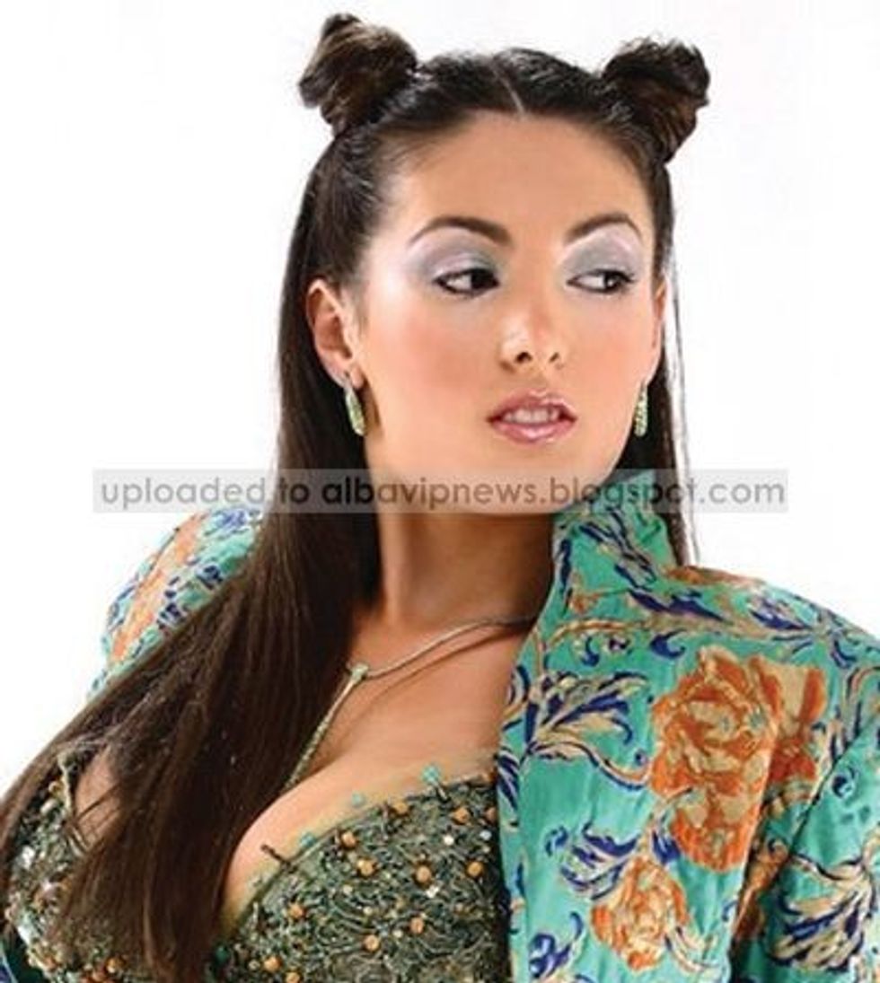 nora-istrefi-047-panorama-400