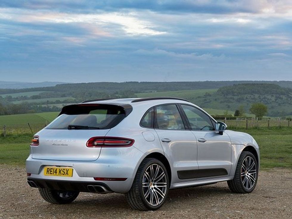 nuk-kalojne-testin-e-emetimit-te-gazrave-hiqen-nga-tregu-bmw-dhe-porsche-foto-2