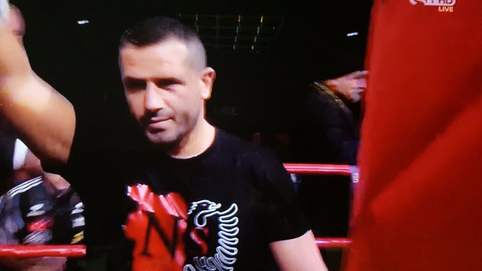 Nuri Seferi u fut në ring me këngën 'Xhamadani vija vija