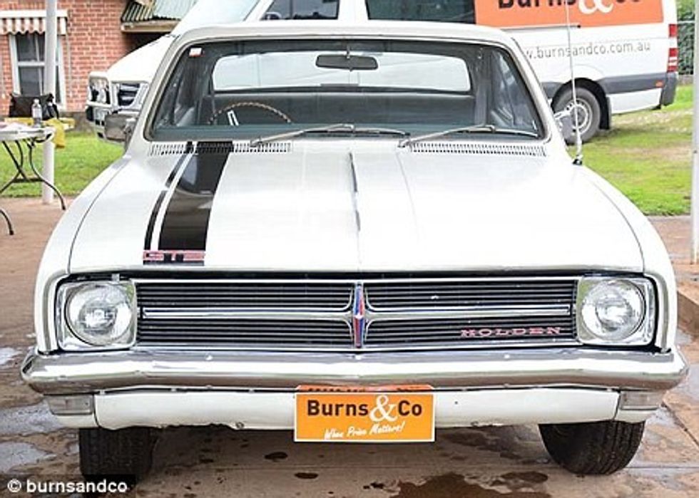 Nxjerrë në shitje koleksionin e rrallë me 60 vetura klasike foto 5