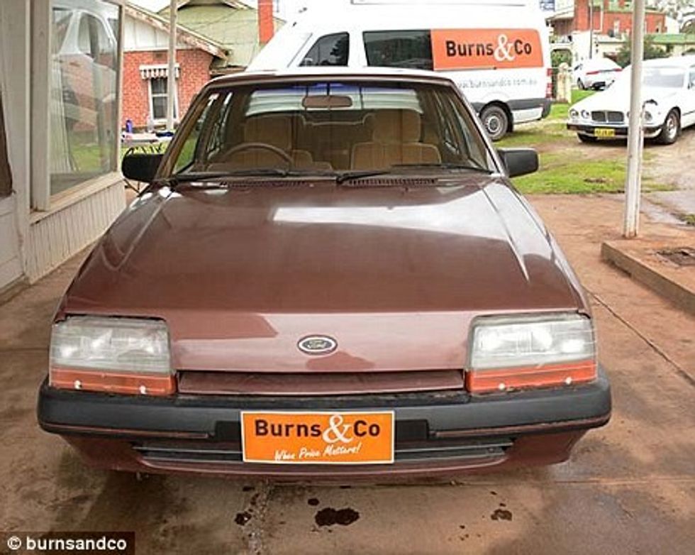 Nxjerrë në shitje koleksionin e rrallë me 60 vetura klasike foto 7