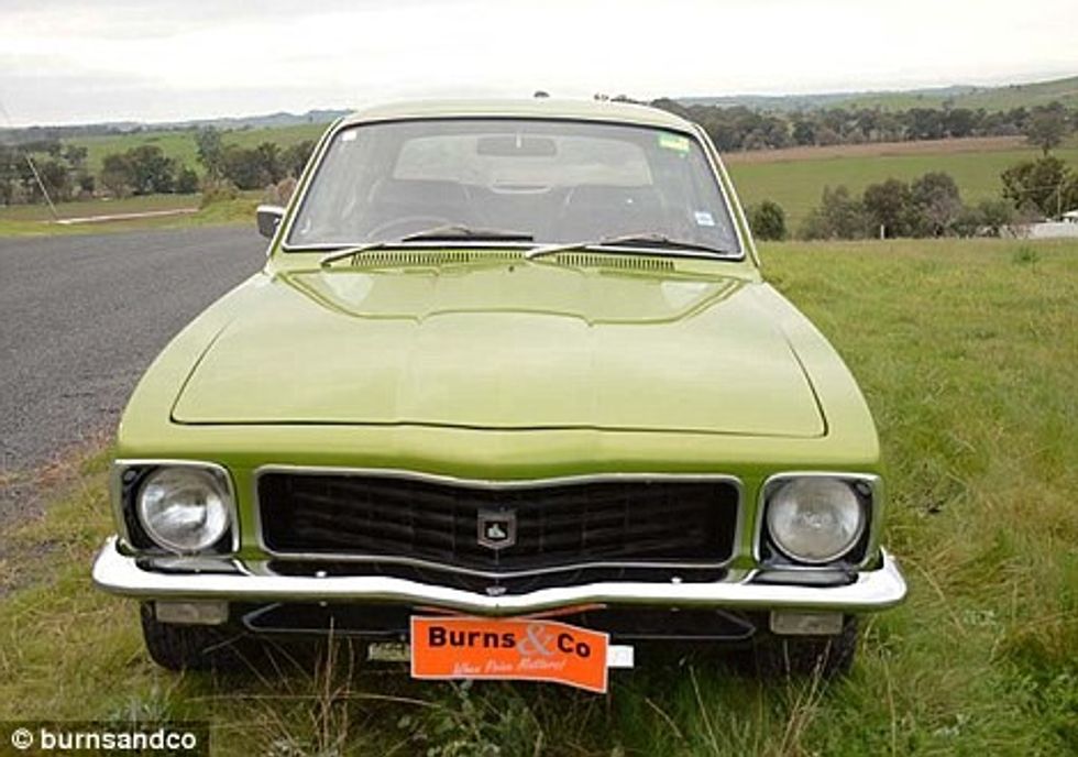 Nxjerrë në shitje koleksionin e rrallë me 60 vetura klasike foto 8