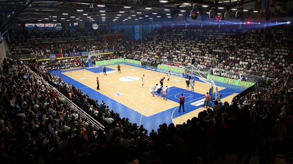 Nyzs900DBUGyphmZURDh8w