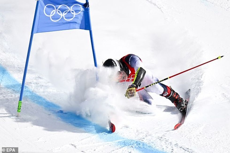 O'Brien collided with the penultimate gate and crashed over the line in her second run