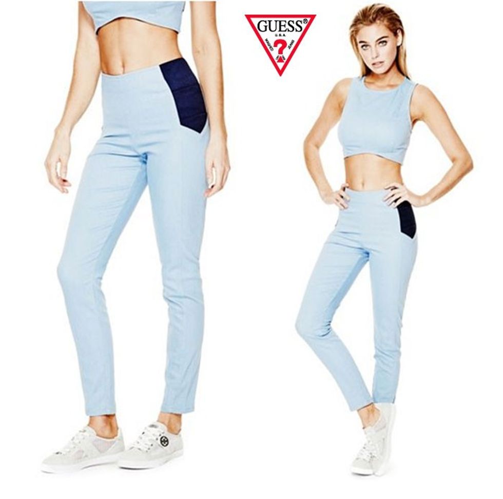 o GUESS JEANCARE 900