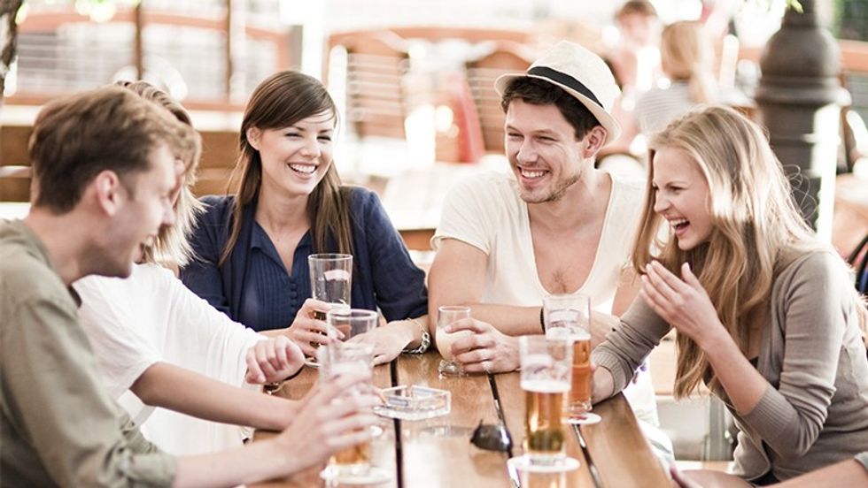 o HAPPY YOUNG PEOPLE facebook