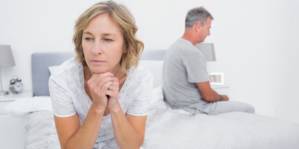 o MATURE COUPLE BED ANGRY facebook