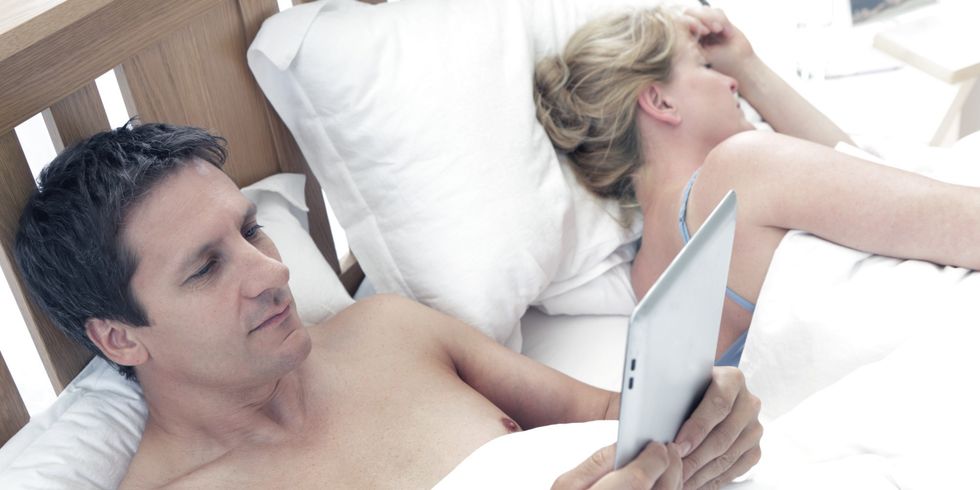 o MATURE COUPLE IN BED facebook