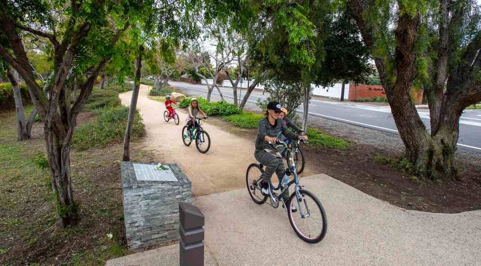 OCR L OUTSIDE 0318 08 mr 1