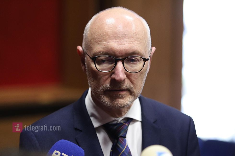 Olivier Guerot Ambasadori francez ne Kosove foto Ridvan Slivova 6