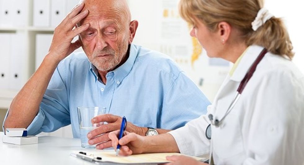 onset of dementia symptoms