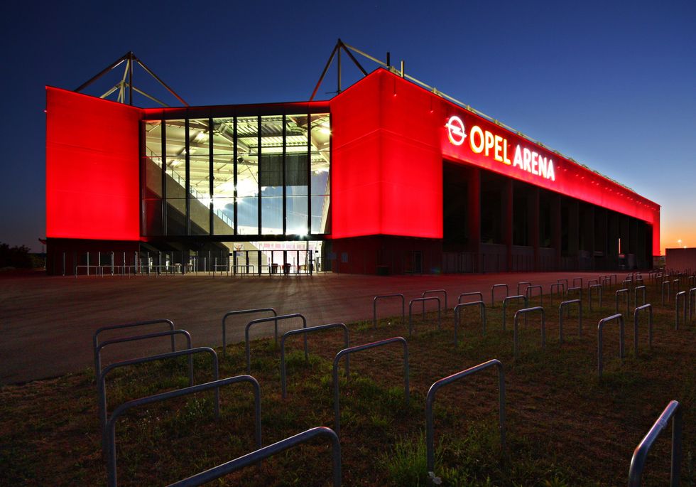 Opel Arena 297020