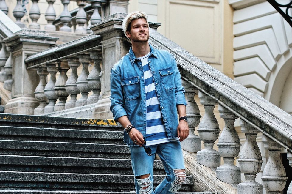 Outfit HM Denim on Denim Look Ripped Jeans Denim Shirt Striped Tee by Meanwhile in Awesometown Austrian Mensfashion and Lifes