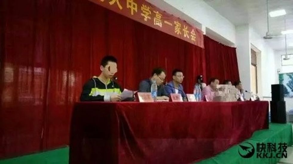 Outrage after a Chinese school awards its top pupils with wads of cash