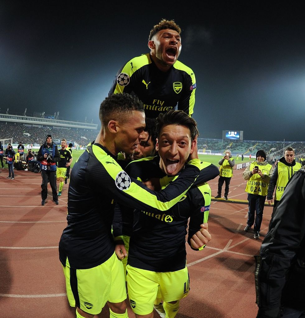 Ozil i pandalshëm, realizoi golin e fitores për Arsenalin ndaj Ludogoretsit. Foto: Getty Images