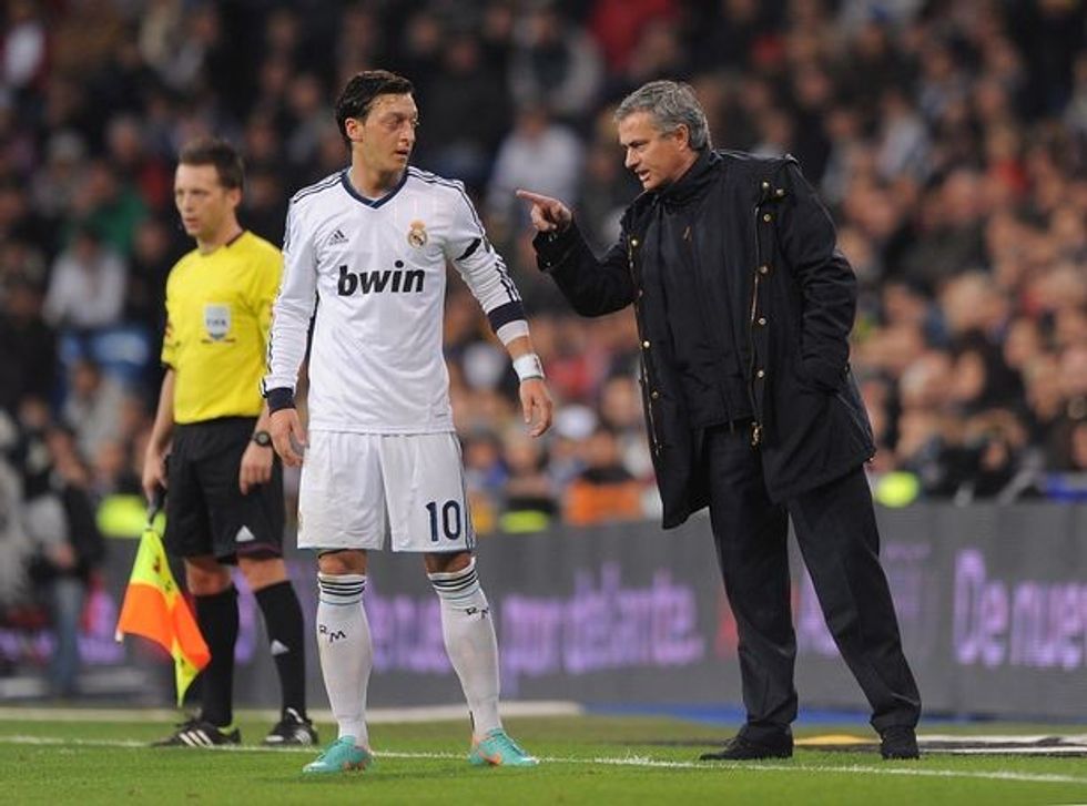 ozil mou