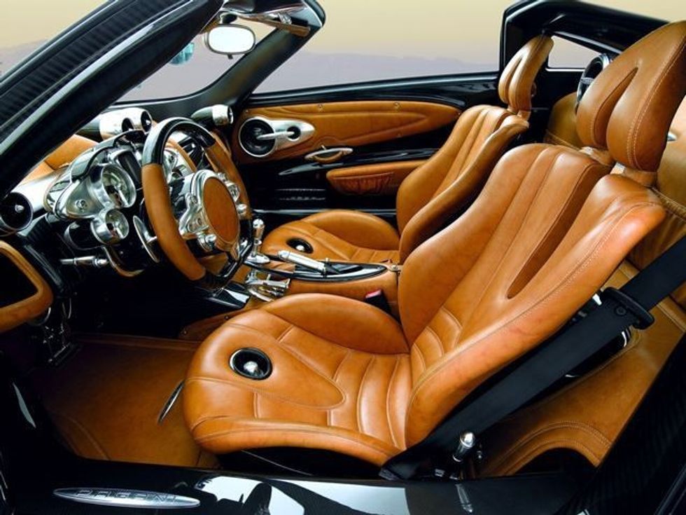 pagani-huayra-do-te-lansohet-me-heret-se-qe-ishte-planifikuar-foto-2