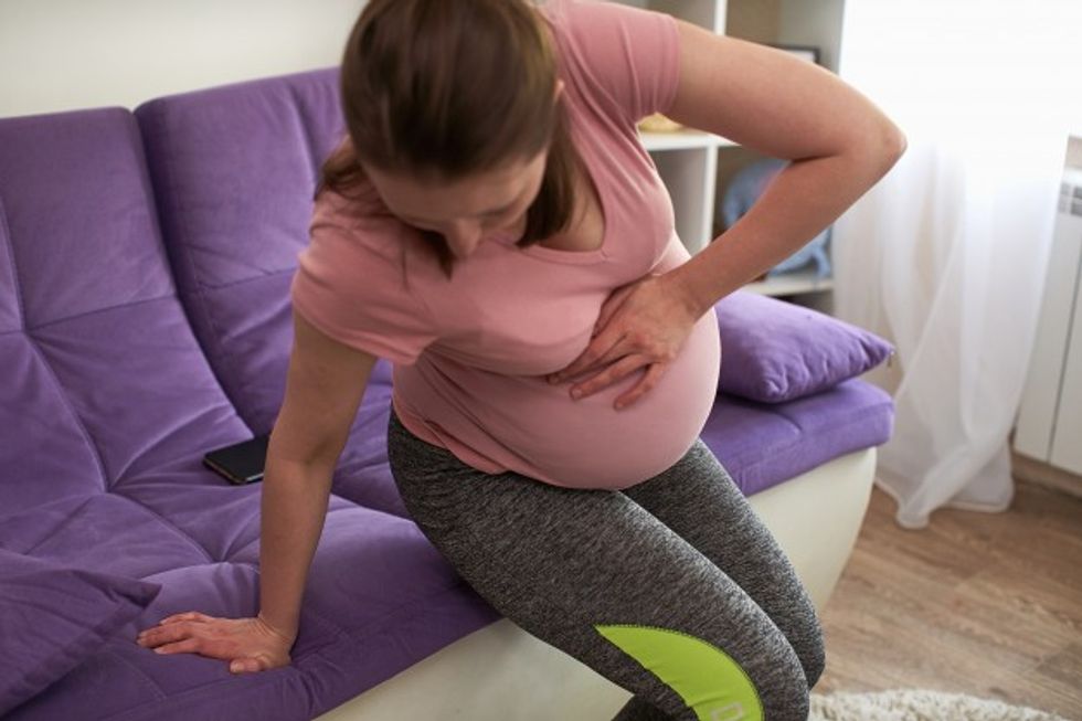 pain abdomen pregnant woman birth pangs before birth it is diffi