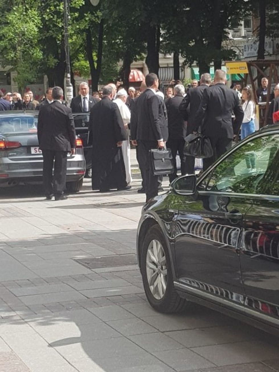 Papa Nene Tereza Shkup1