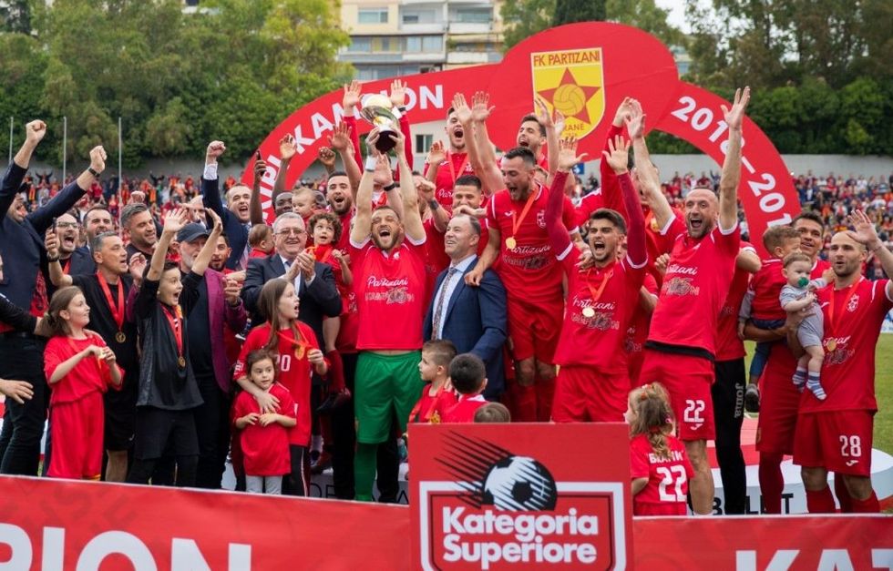 partizani fiton titullin kampion 6 1