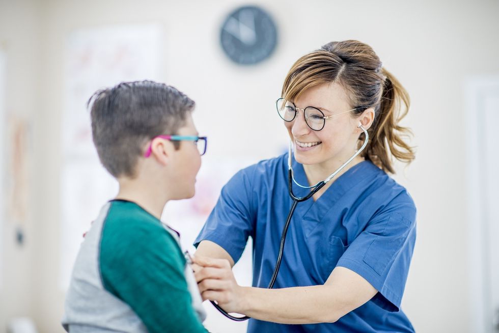 pediatric nurse G 962436174