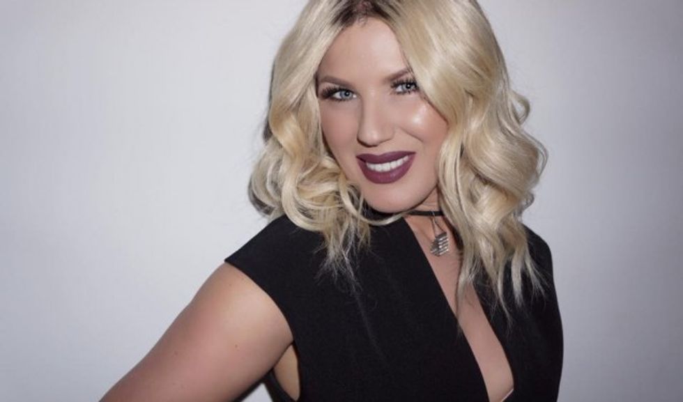 Pëlqehet dukja e Lorit (Foto)