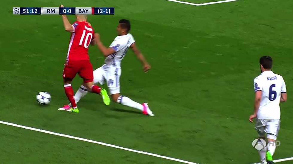 penal casemiro arjen robben real madrud bayern munich ucl 18042017 j4g3mfo8d9gp1rtnb7v782l3f