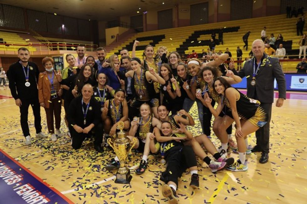Penza triumfon! Pejanet fitojnë Superkupën — FBK Liga e Femrave Superkupa e Kosovës