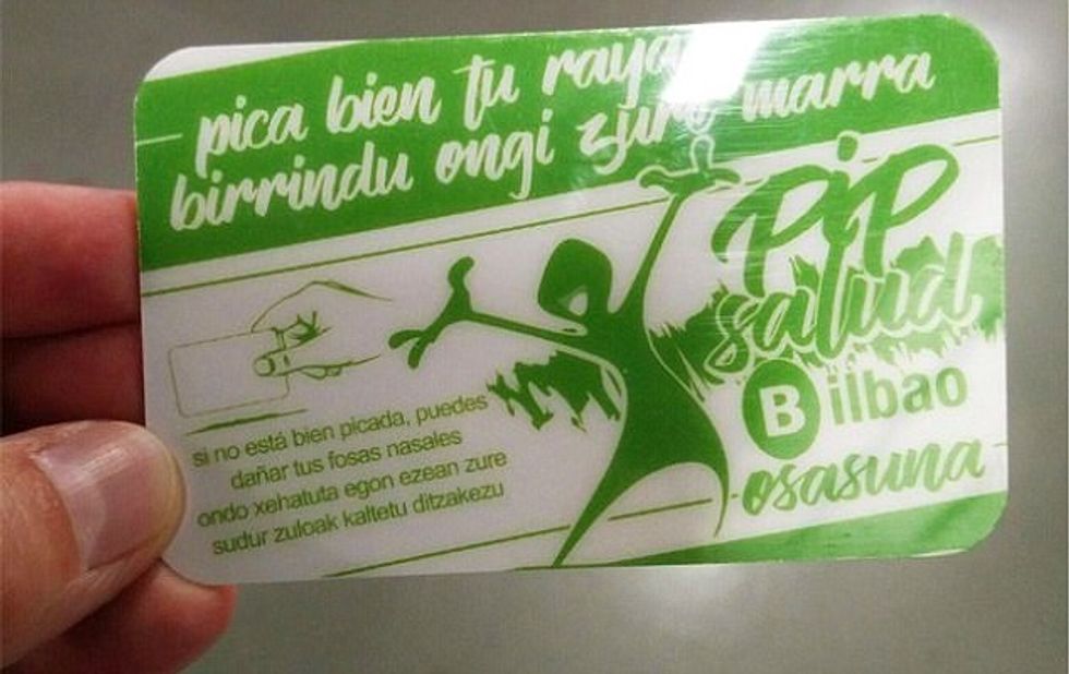 Përdoruesve të drogës iu është shpërndarë kartela kontroverse per te shperndare sasine si duhet foto 2