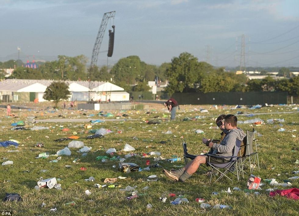 Përfundon festivali pjesemarresit lene prapa 57 tonelata mbeturina qe e demtojne token foto 6