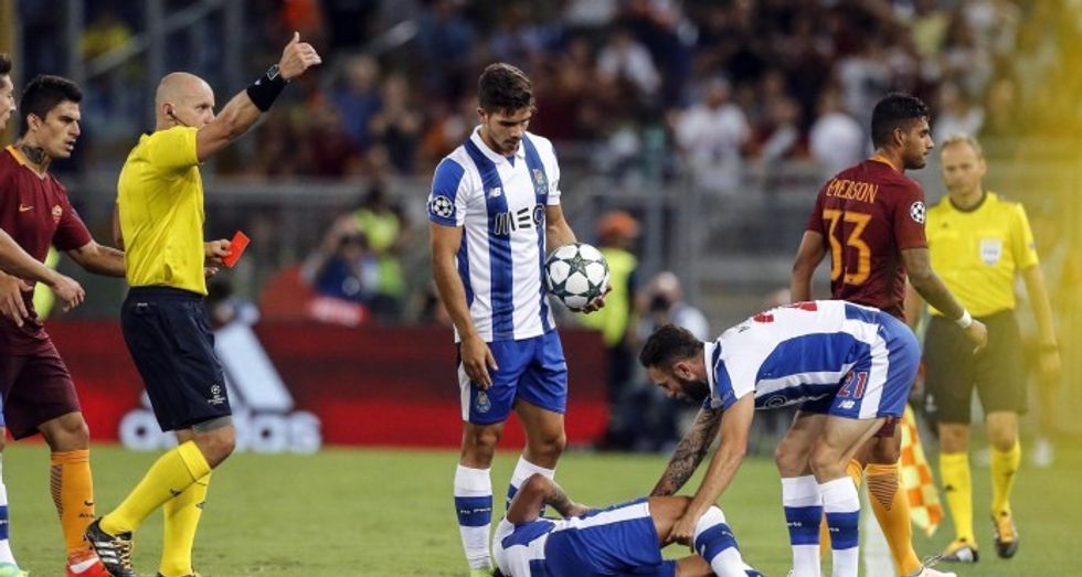 Përjashtimi edhe i Emerson Palmierit ia pamundësoi Romës që të kualifikohej.