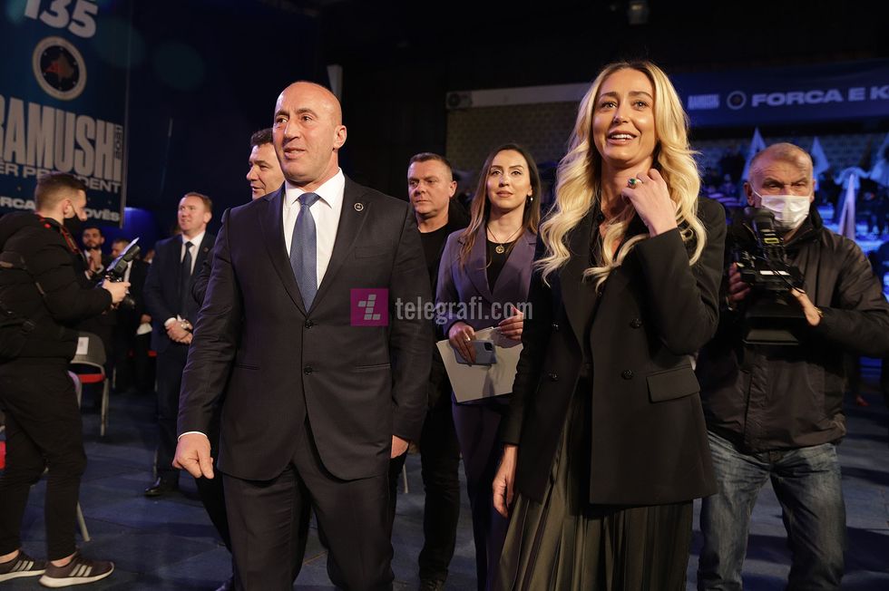 permbyllja e fushates se AAK se Ramush Haradinaj foto Ridvan Slivova 69