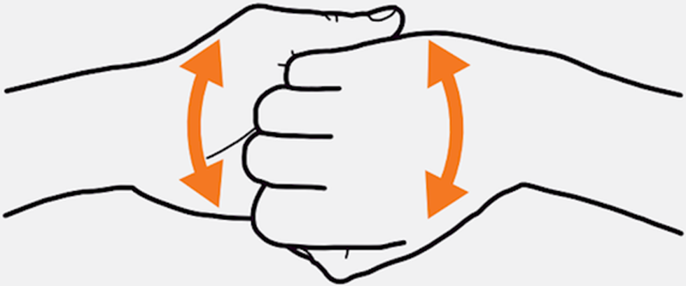 Përthyejini gishtat dhe futini