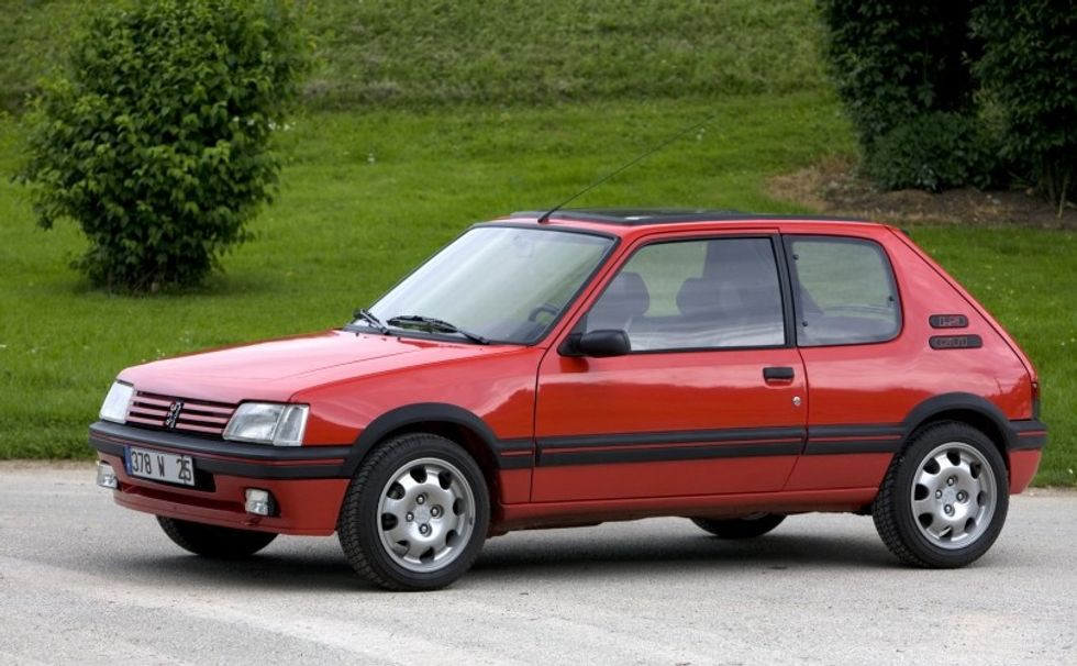 Peugeot 205a