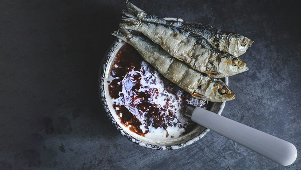 photo 1535292481521 70ff7e41753a