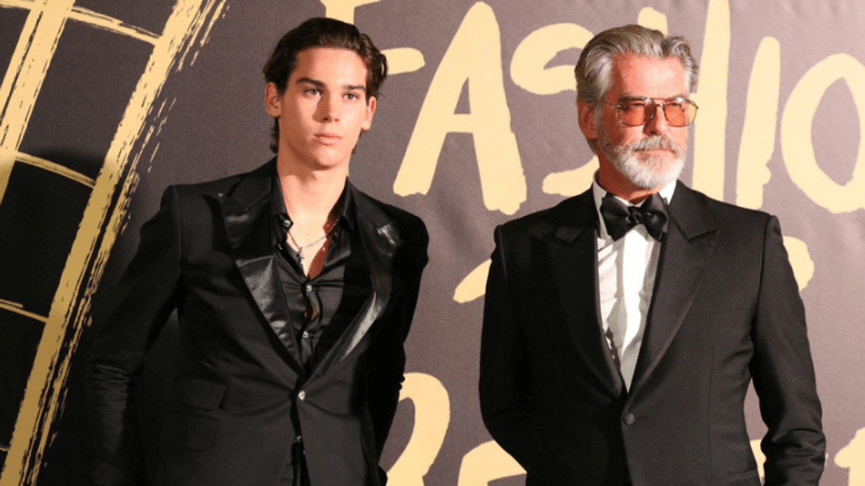 Djali i Pierce Brosnan reagon ndaj kritikave: Dua ta ndërtoj karrierën time me forcat e mia