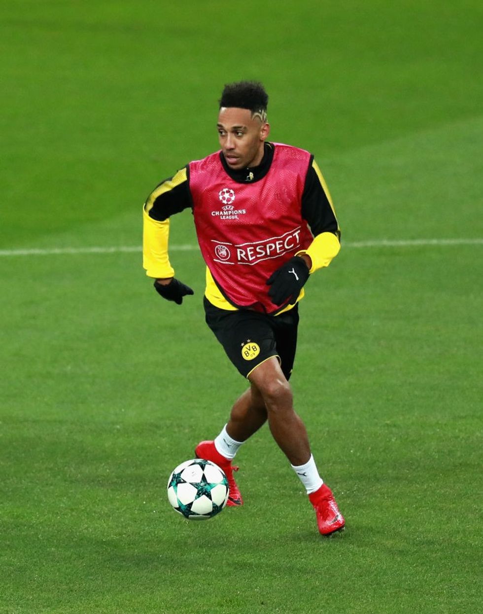 Pierre Emerick Aubameyang h 1